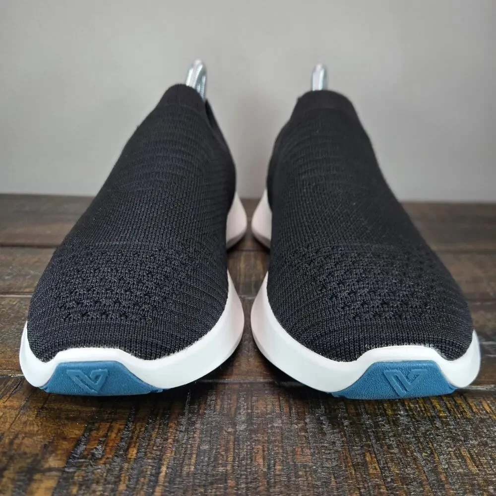 Vessi Everyday Move Slip On Womens Size 8 Waterproof Shoes Sneakers Onyx Black